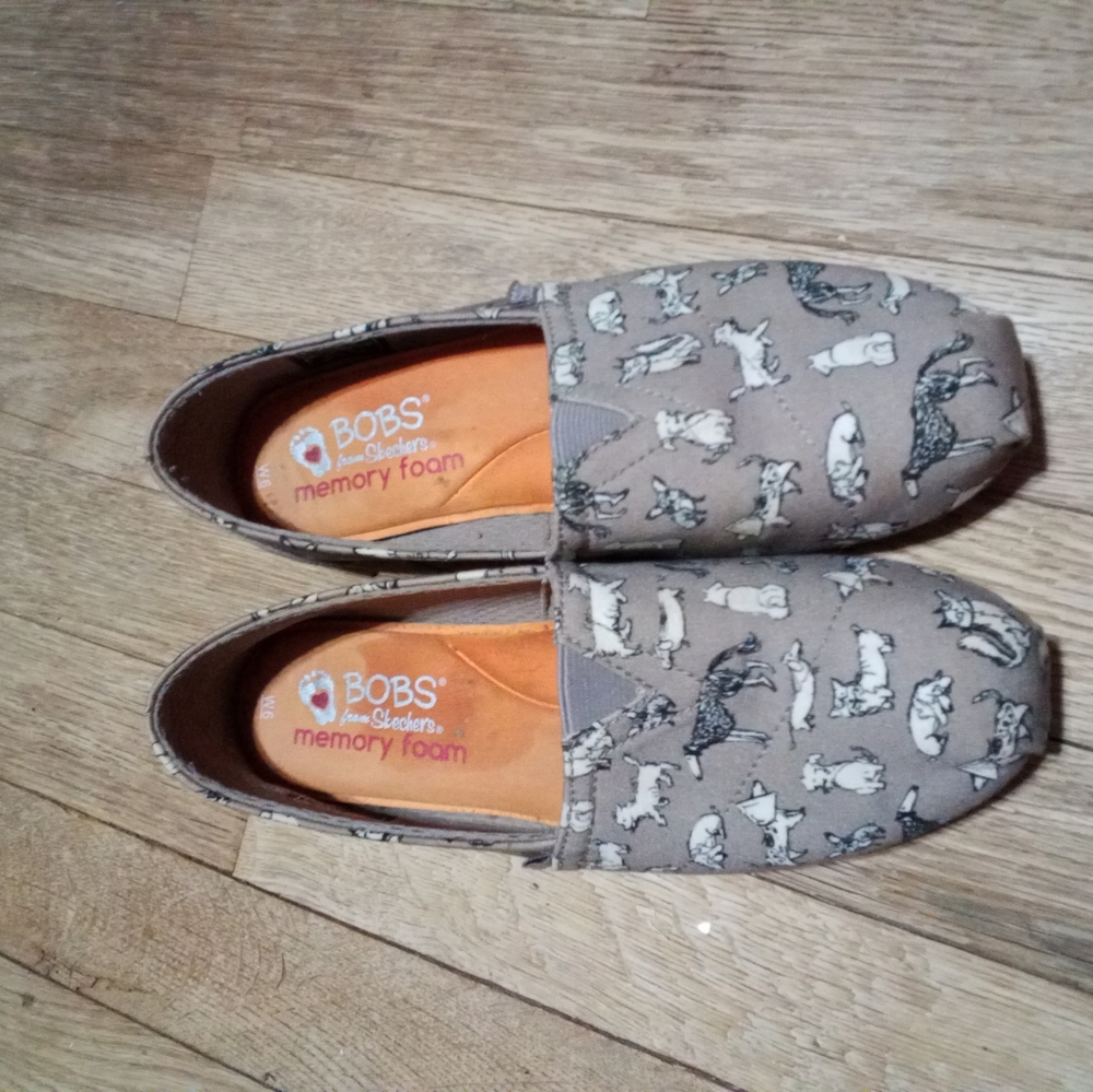 Toms - Picture 2 of 4